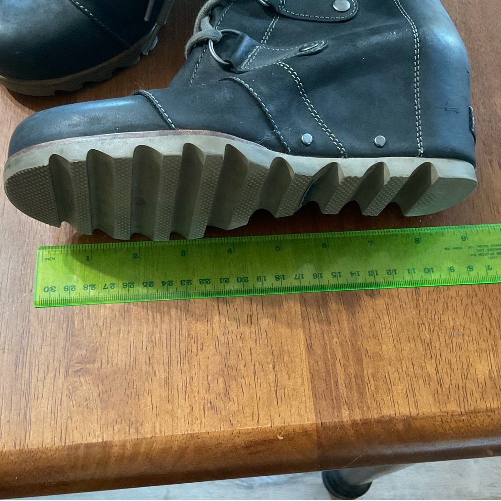 Sorel Women's Black Joan Of Artic Wedge Lace Up Ankle Boots Size 7 - Picture 10 of 11
